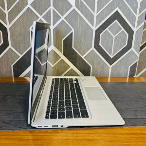 Hp Chromebook 13 G1 | Core M7 6th Gen | 4GB Ram | 32GB Storage | 13.3 inch Display | Intel HD Graphics 515 | Chromebook